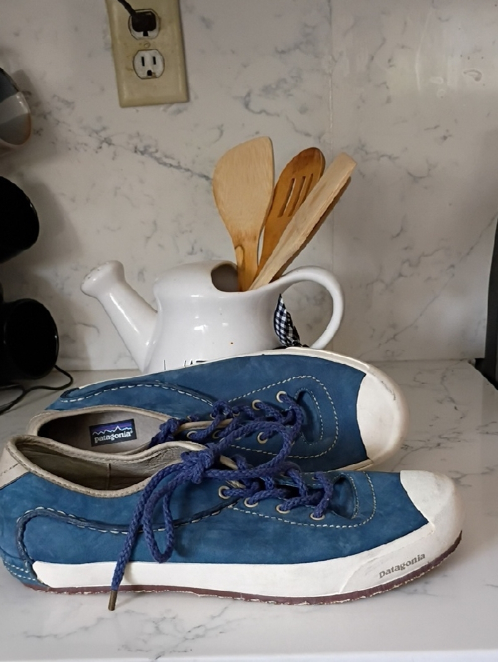 Patagonia Navy Blue Low-Top Leather Sneakers